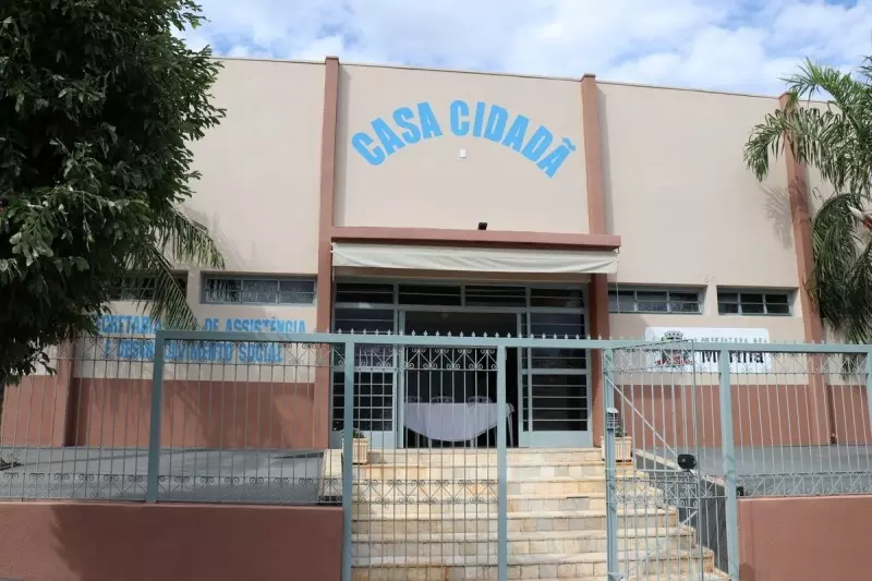 Abrigo para moradores de rua passa a funcionar 24 por dia em Marília
